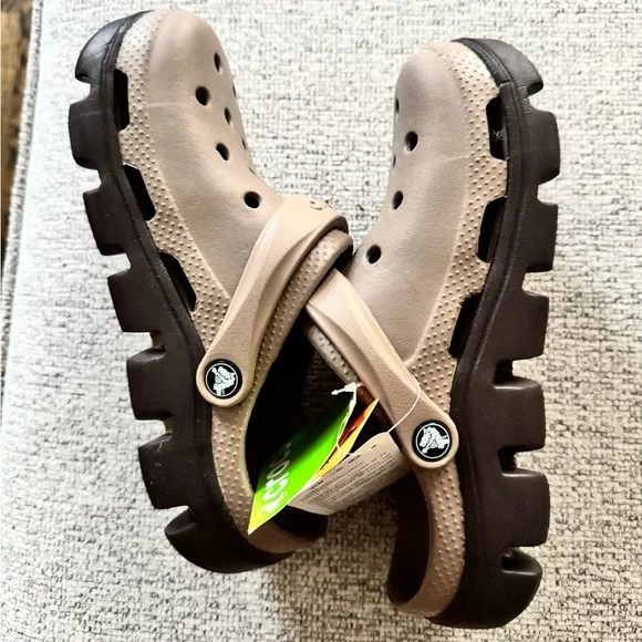 NWT Crocs Duet Sport Clogs - Picture 3 of 5